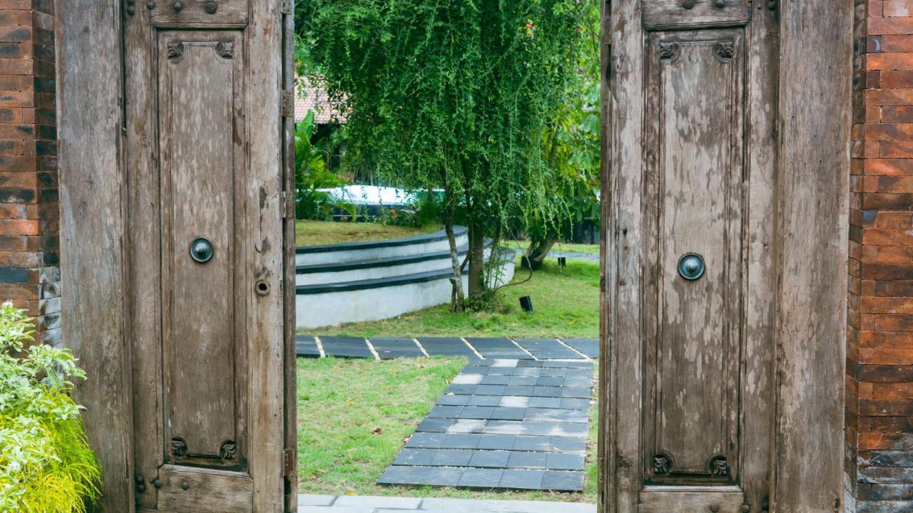 Onaya Bali Resort - Adults Only 乌鲁瓦图 外观 照片